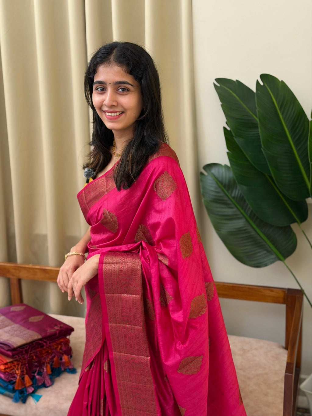 VEENA PINK:PREMIUM JUTE SILK SAREE - aurimo.inVEENA PINK:PREMIUM JUTE SILK SAREE