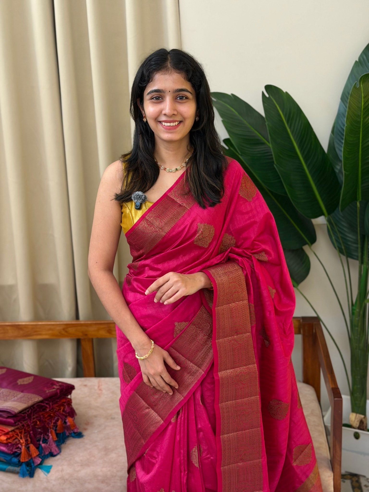 VEENA PINK:PREMIUM JUTE SILK SAREE - aurimo.inVEENA PINK:PREMIUM JUTE SILK SAREE