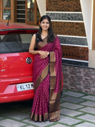 SHALINI : SEMI-BANARASI SAREE